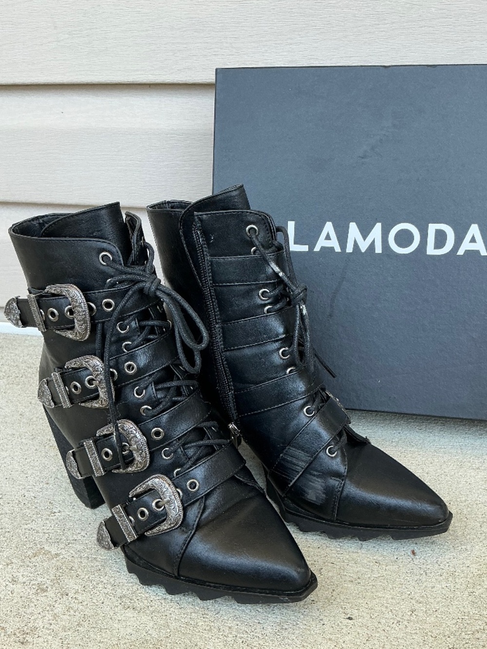 Lamoda Don't Even Black Buckle Lace-Up Boots Size 7